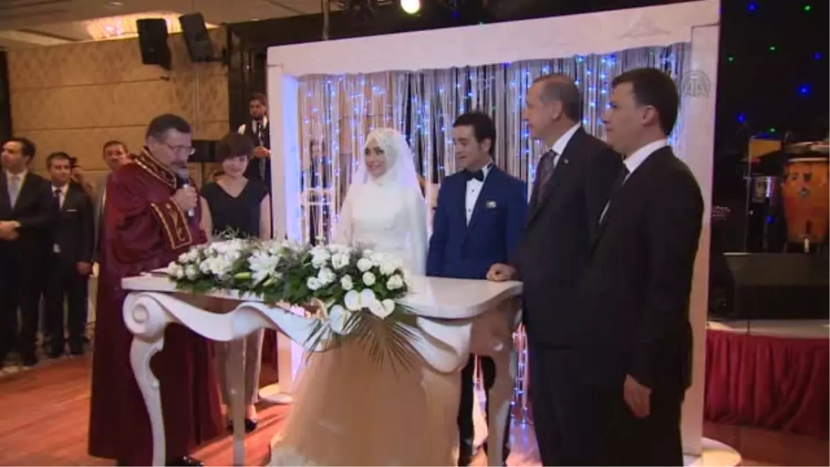 Cumhurbaşkanı Erdoğan nikah şahitliği yaptı (2) -