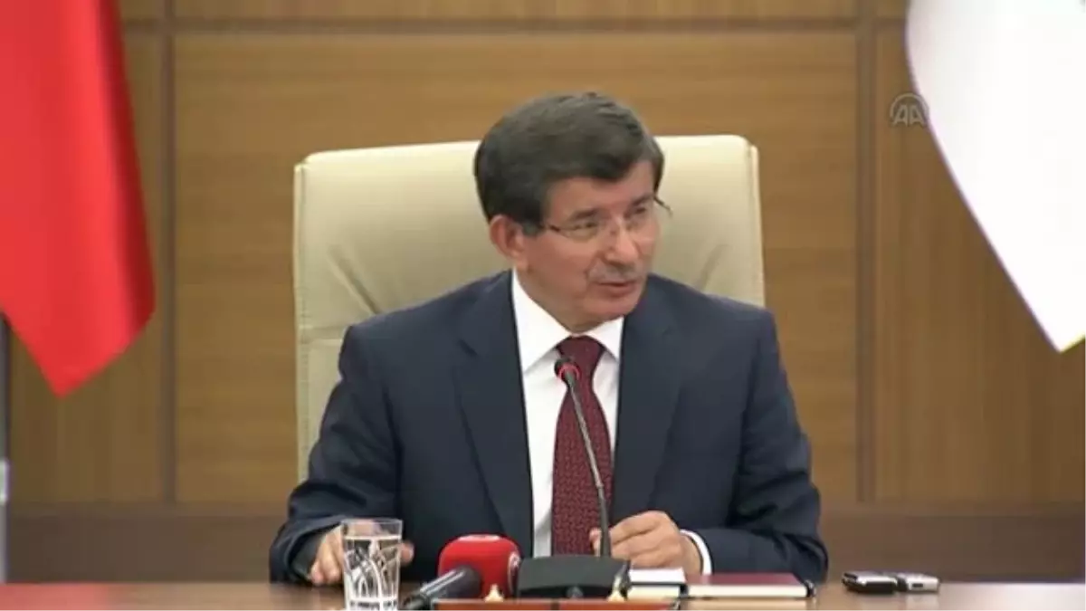 Davutoğlu: "Bütün çalışmaları paydaşlarla görüşüp, nihai somut adımlara dönüştüreceğiz" -