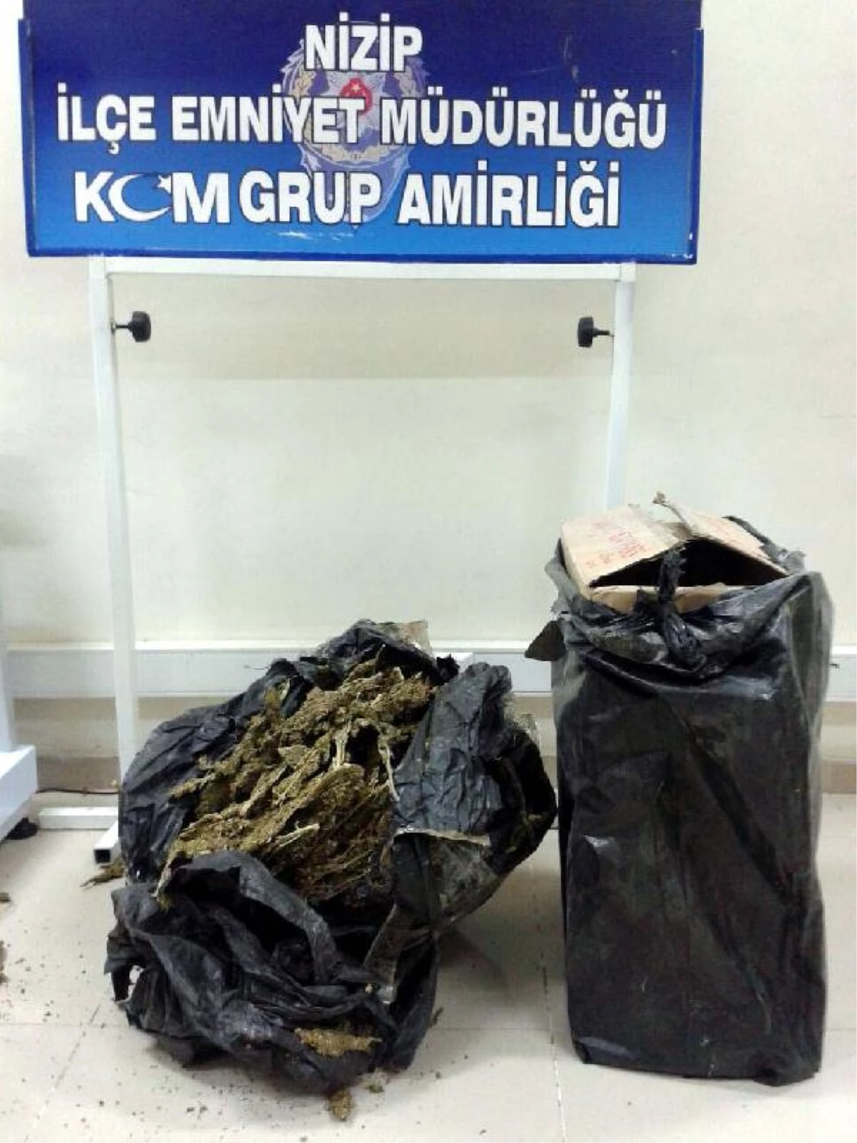 Gaziantep\'te Kaçakçılık Operasyonu: 4 Gözaltı