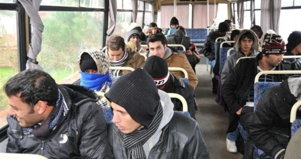 İstanbul\'da Göçmen Kaçakçılığı Operasyonu: 16 Gözaltı