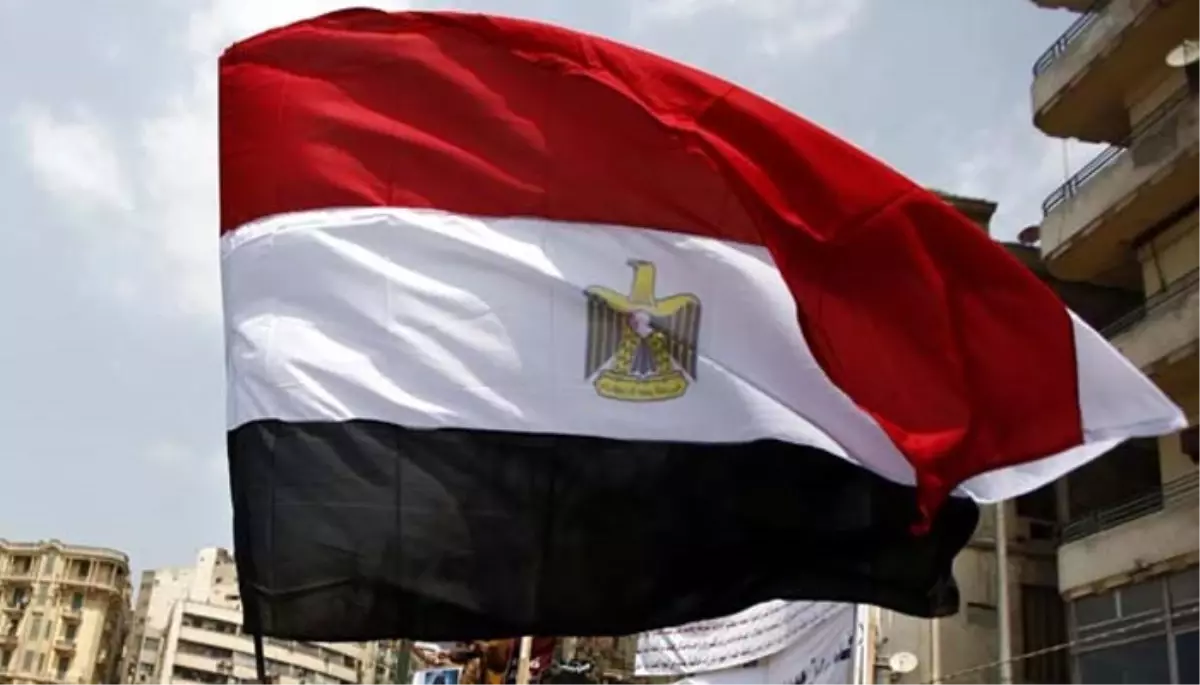 Mısır Eski Başbakanlarından Abid Öldü