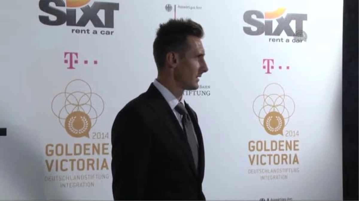 Uyum İçin Altın Victoria Ödülü Klose\'ye Verildi