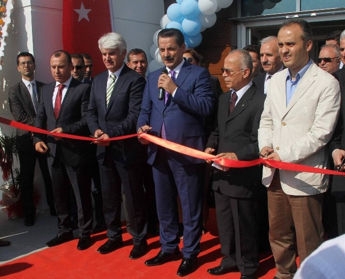Bakan Çelik, İşverene, "Kefenin Cebi Yok" Diye Seslendi