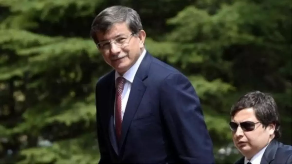 Başbakan Davutoğlu, İstanbul\'da