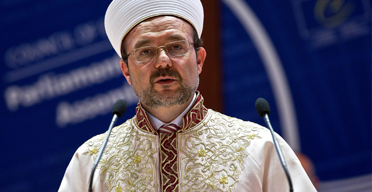 Google, Mehmet Görmez'i Rahip Yaptı