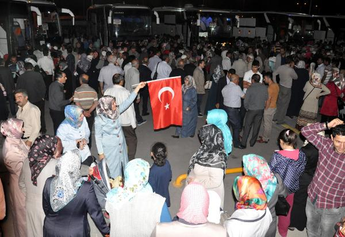 Hacı Adayları Kutsal Topraklara Uğurlandı
