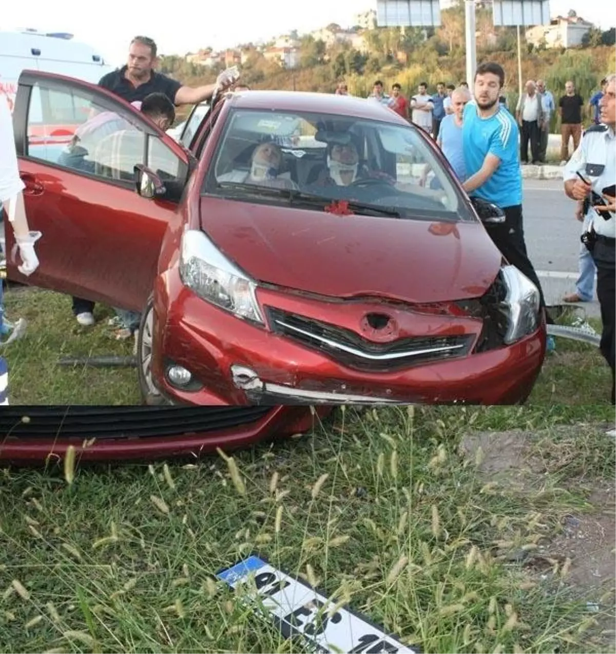 Kamyon Otomobille Çarpıştı: 1 Ölü, 4 Yaralı