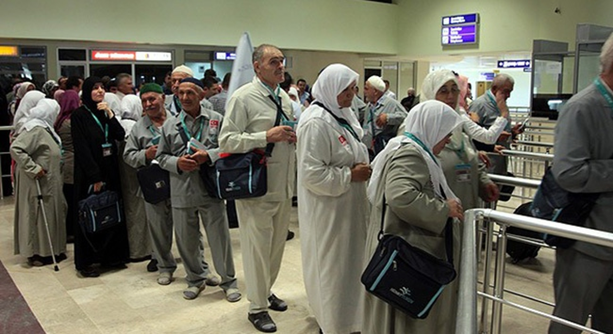 Siirt\'te İlk Hacı Kafilesi Yola Çıktı