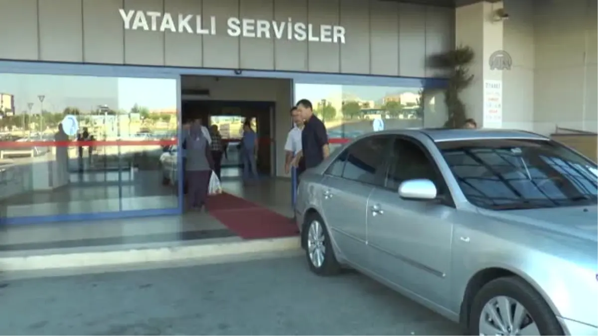 Denizli Valisi Demir\'in Eşi Taburcu Oldu