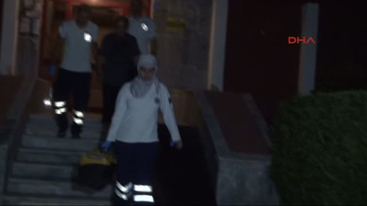 Evlerine Giren Hırsızdan Boğuşarak Kurtuldular