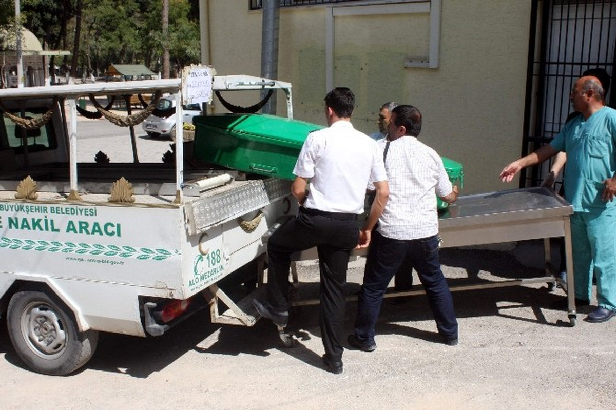 Gaziantep\'te Silahlı Kavga: 1 Ölü, 2 Yaralı