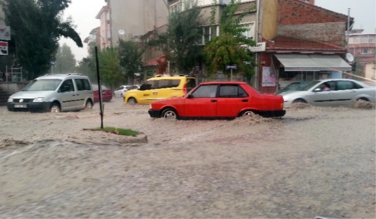 Kütahya\'da Sel Felaketi: 1 Ölü