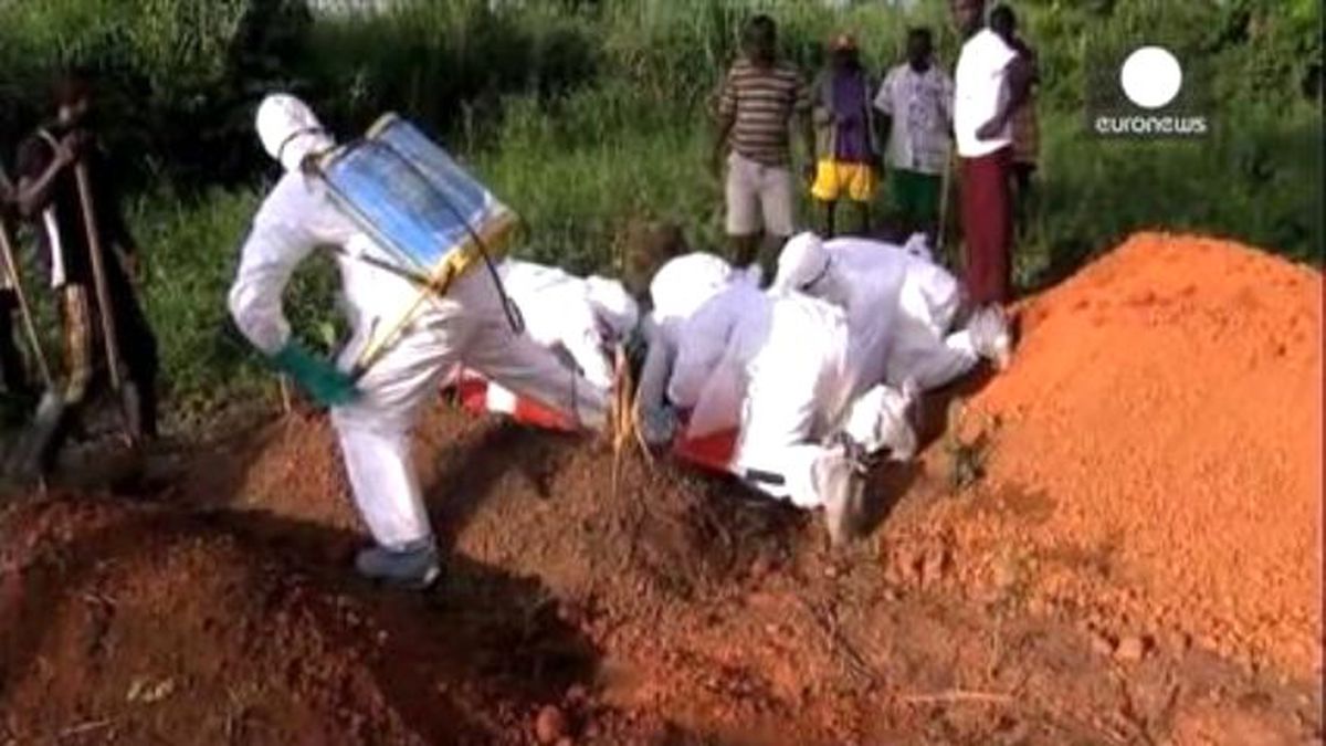 AB Ebola ile Mücadelede Daha Etkili Olmaya Çalışıyor