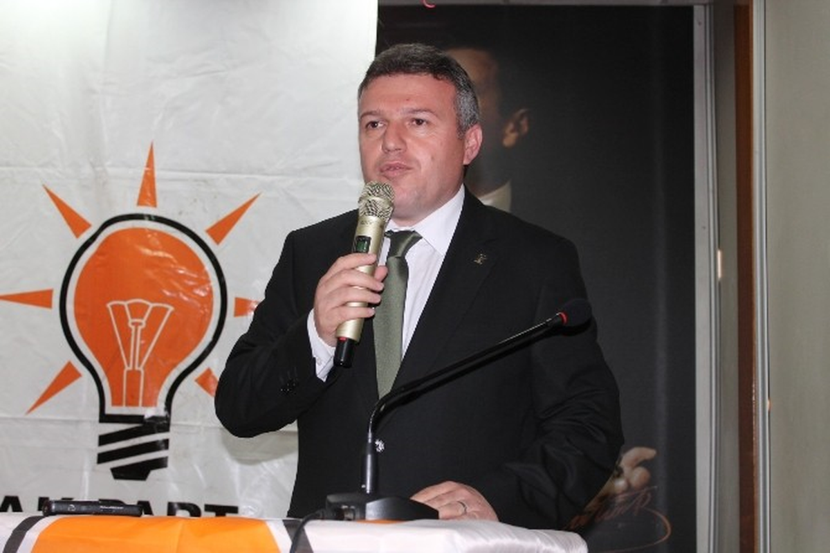 AK Parti Kastamonu İl Başkanı Metin Çelik;