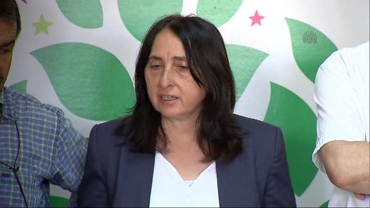 Hdp\'den Anadilde Eğitim Talebi