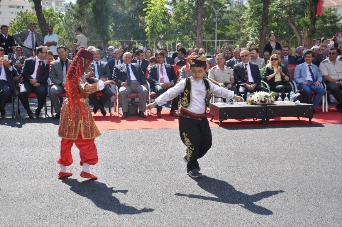 Niğde\'de İlköğretim Haftası Etkinlikleri