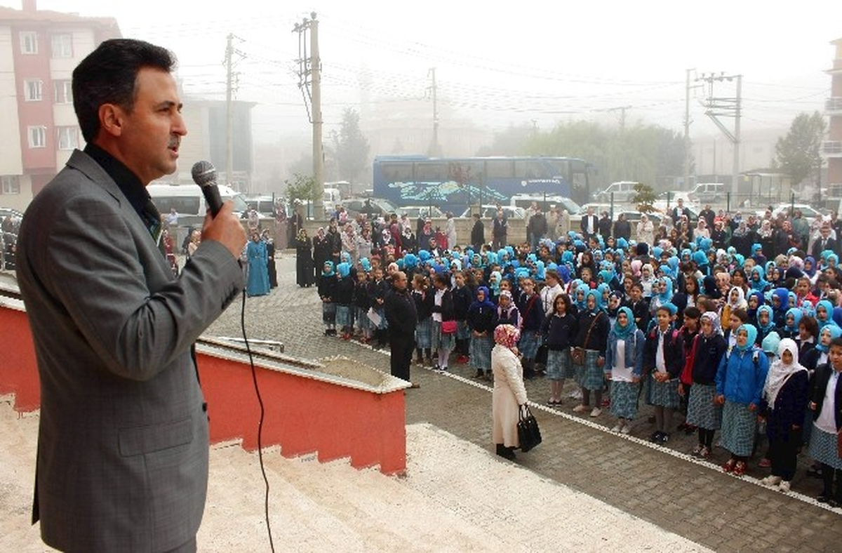 Şule Mete Tetik İmam Hatip Ortaokulu\'nda Yeni Ders Yılı Heyecanı