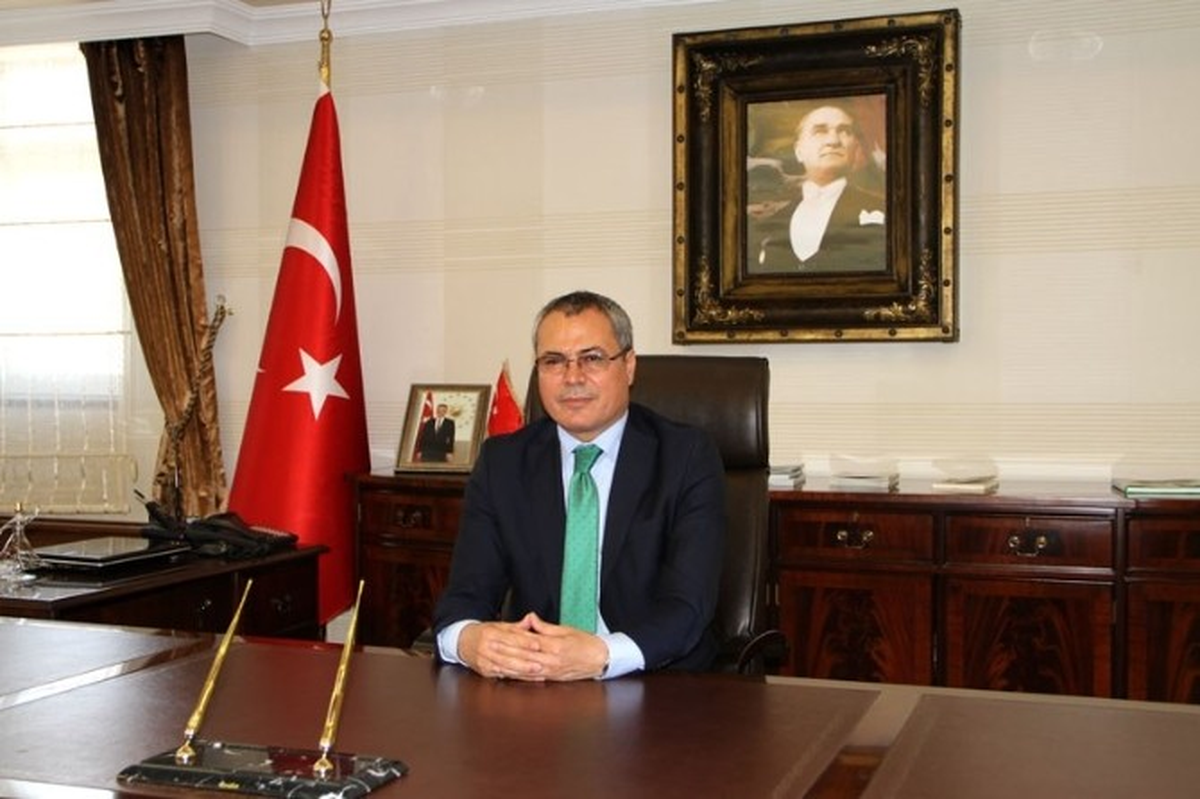 Vali Deniz, 2014-2015 Eğitim Öğretim Yılının Başlaması Dolayısıyla Mesaj Yayınladı