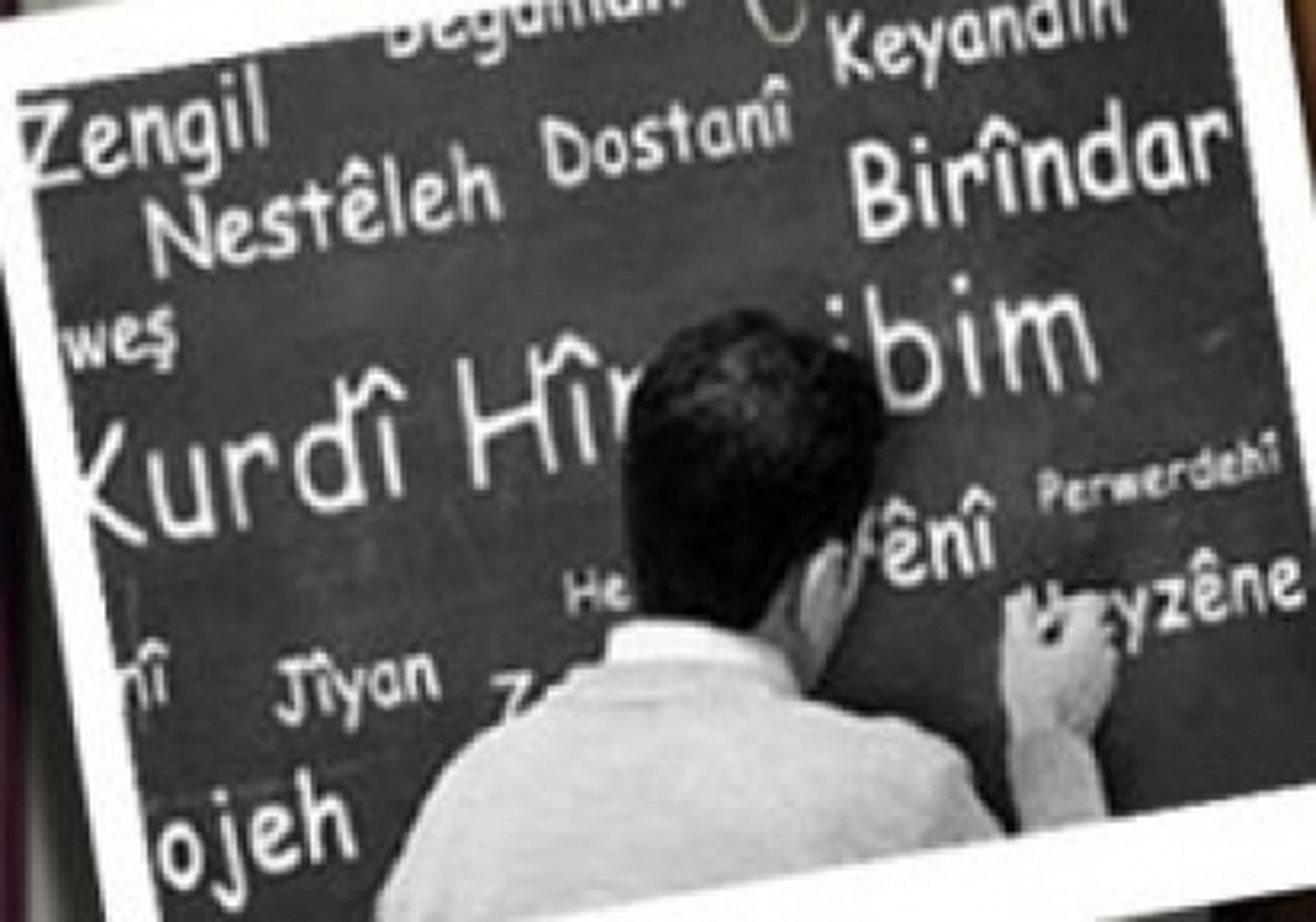 Yüksekova\'da Kürtçe Eğitim Merkezi Açıldı
