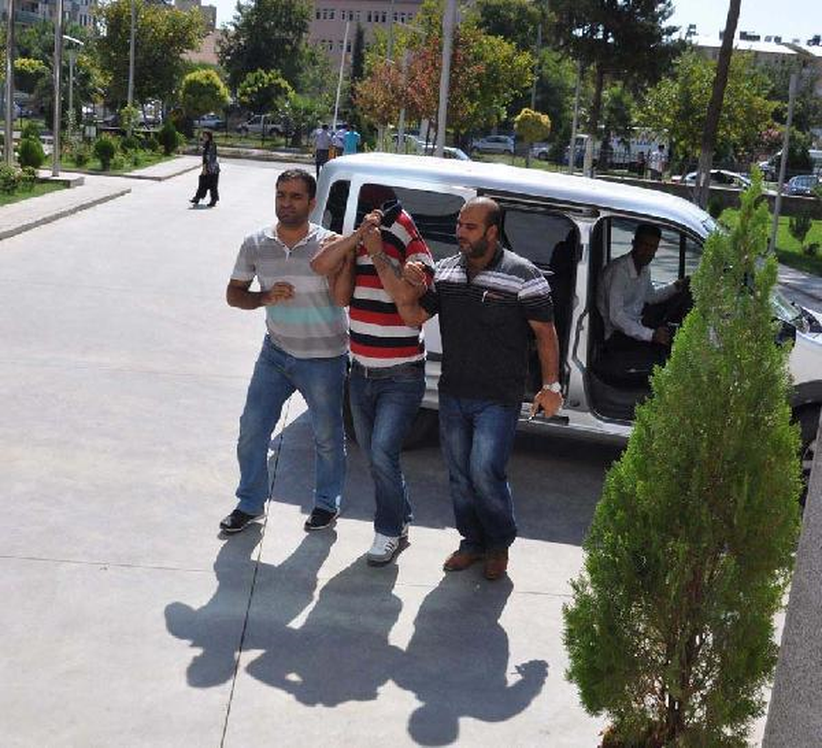 Adıyaman\'da Hırsızlık Şüphelisi Suçüstü Yakalandı
