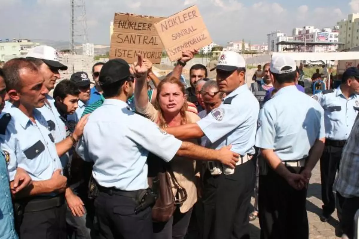 Akkuyu Bilgilendirme Toplantısına Çevreci Engeli