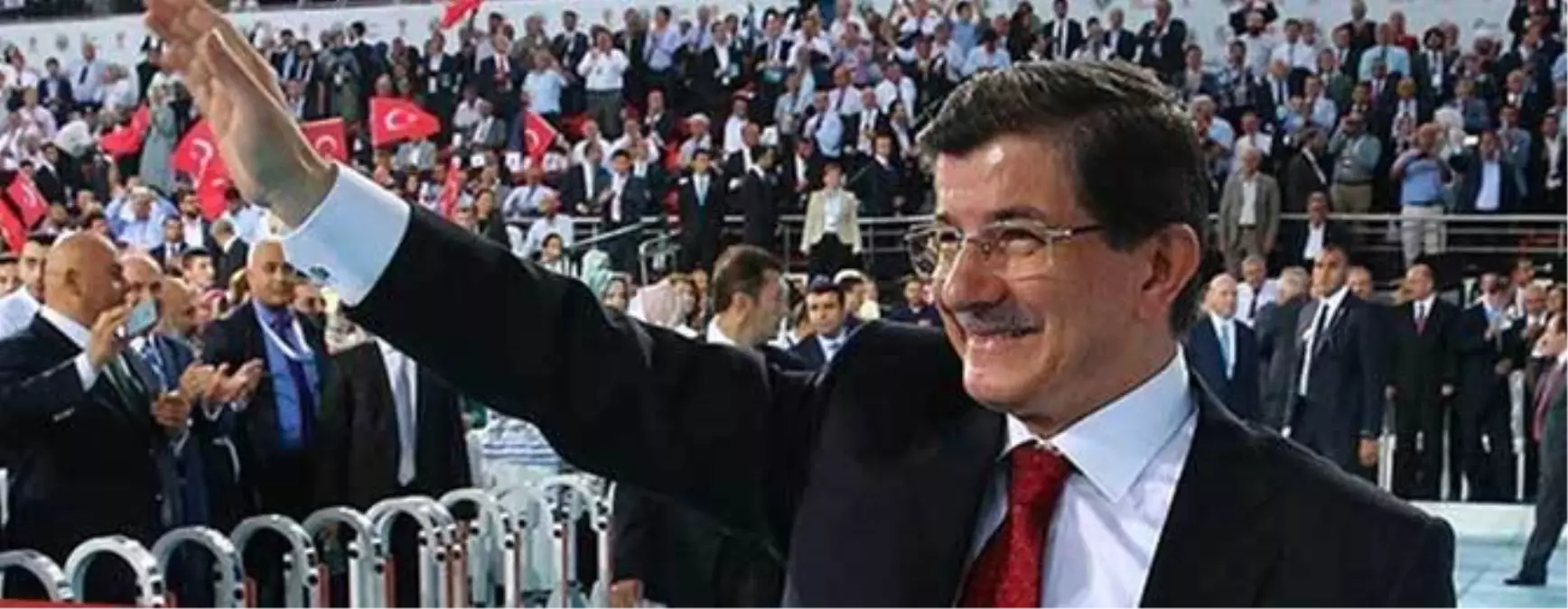 Başbakan Davutoğlu KKTC\'de