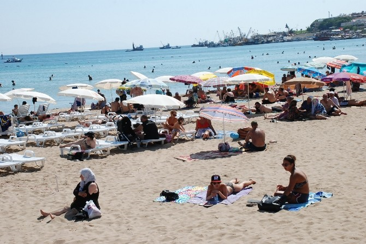 Didim\'de Eylül Ayında Deniz Keyfi