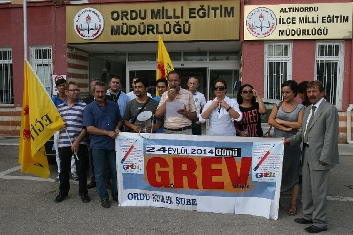 Eğitim-Sen\'den \'Grev\' Çağrısı
