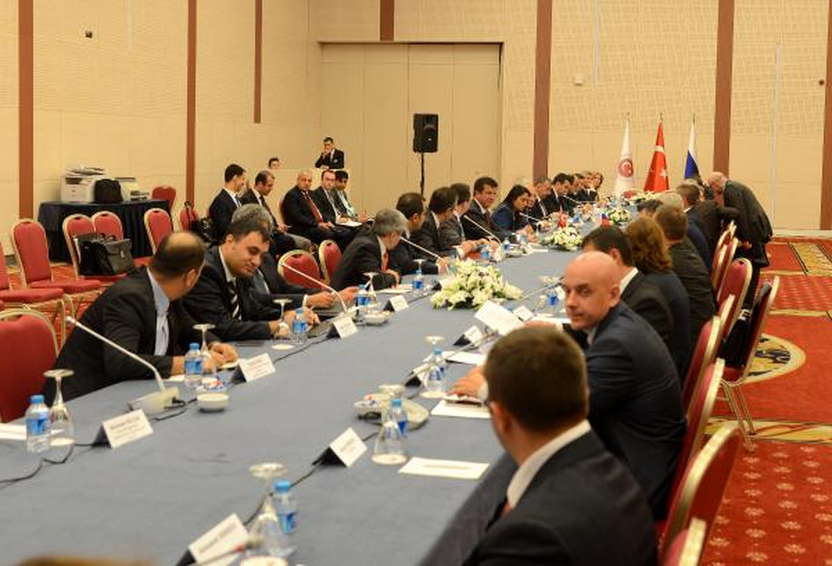 Ekonomi Bakanı Zeybekci, Rus Bakan ile Görüşüyor