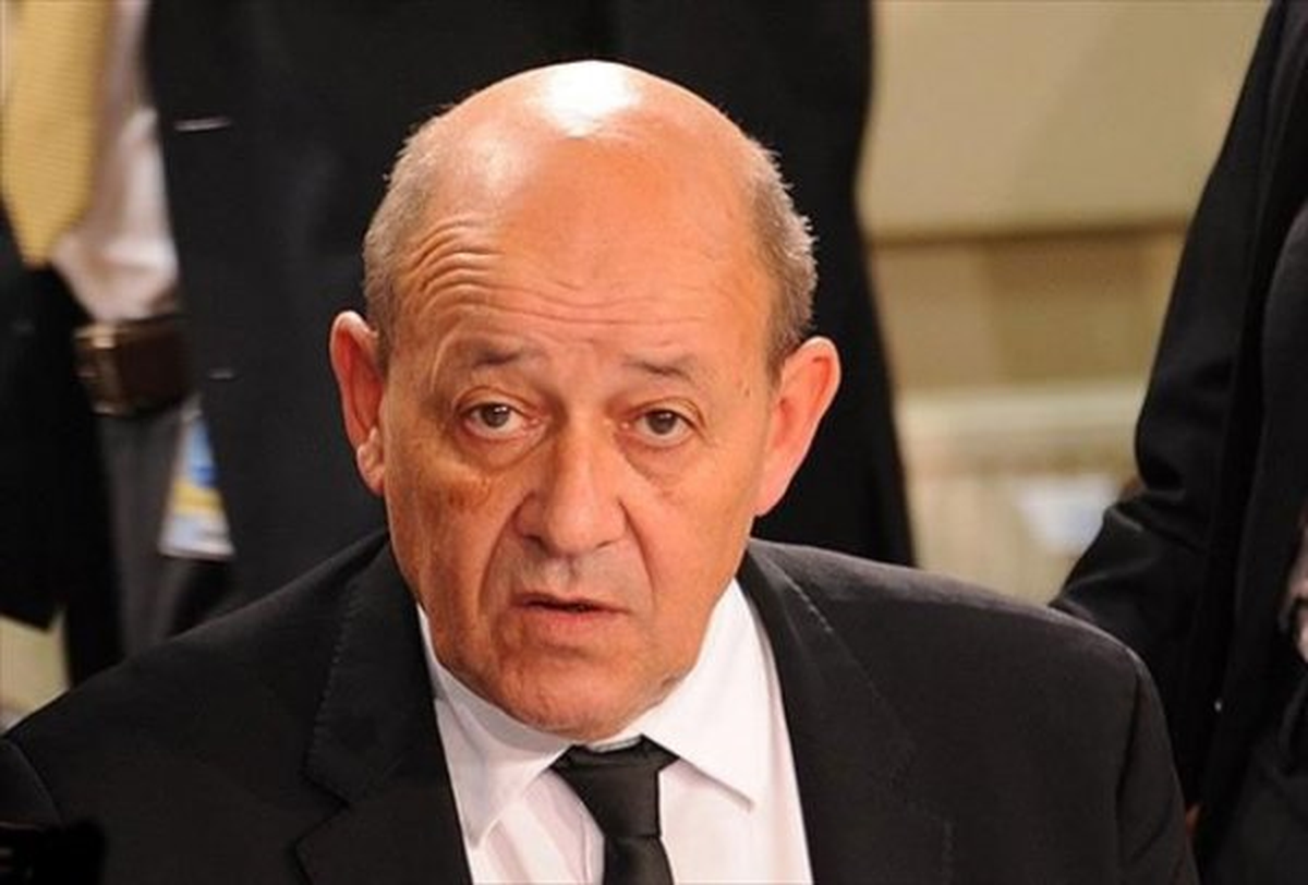 Fransa Savunma Bakanı Le Drian, Mısır\'da