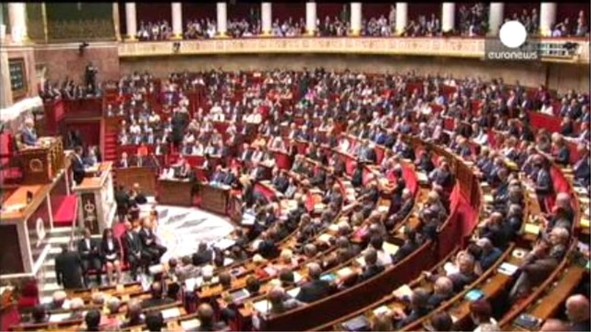 Fransız Meclisi \'Valls Iı\' Hükümetini Onayladı