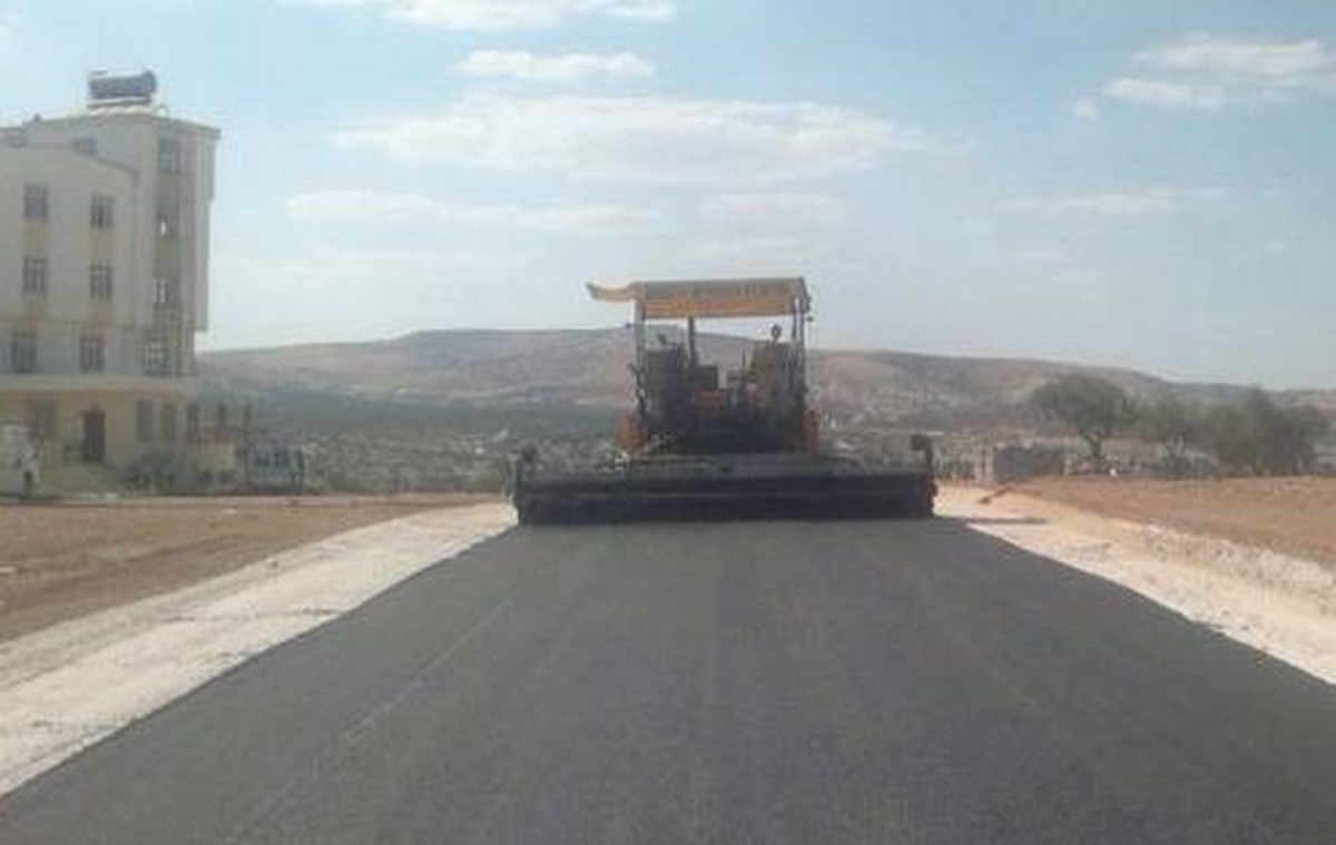 Gaziantep Büyükşehir Nizip\'in Yollarını Asfaltlıyor