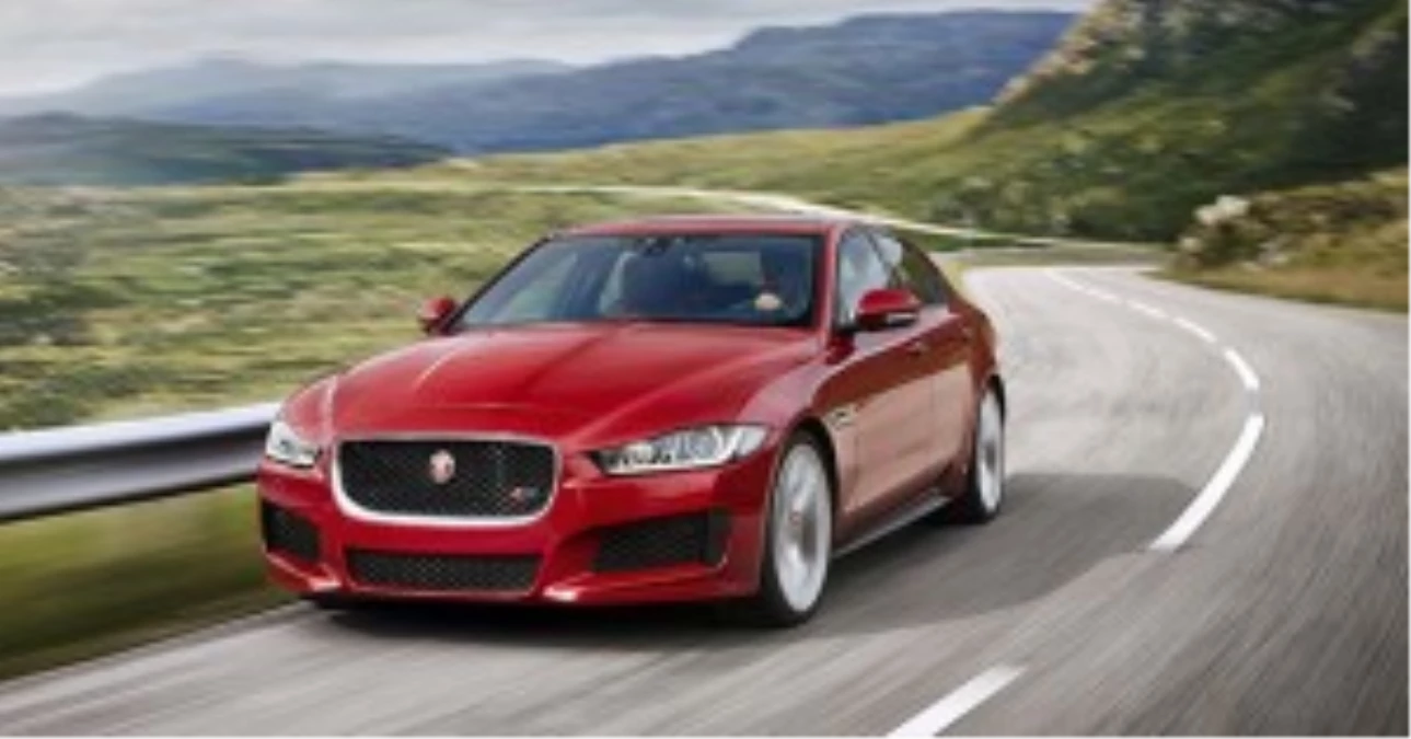 Jaguar Xe Yüzünü Gösterdi