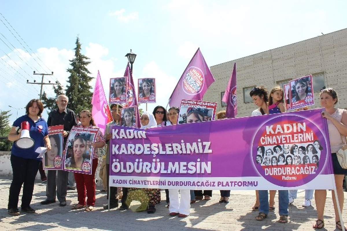 Muğla\'da Kadın Cinayetlerine Protesto