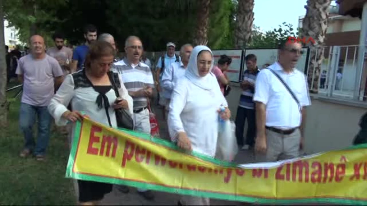 Kürt Okulları\'nın Kapatılmasına Protesto