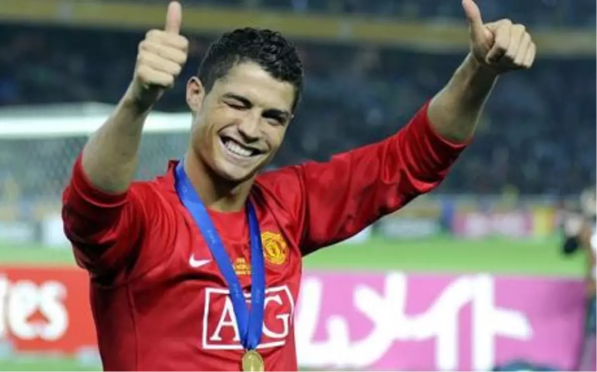 Ronaldo, Manchester United\'a Dönebilir"