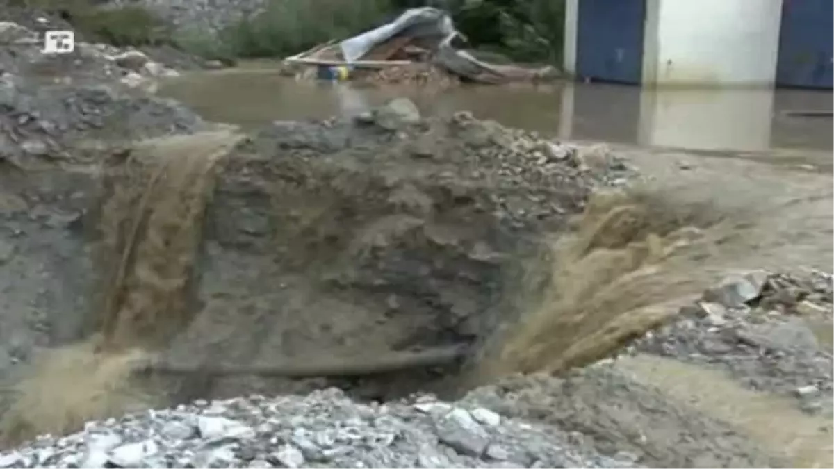 Sırbistan\'da Sel ve Heyelan: 2 Ölü