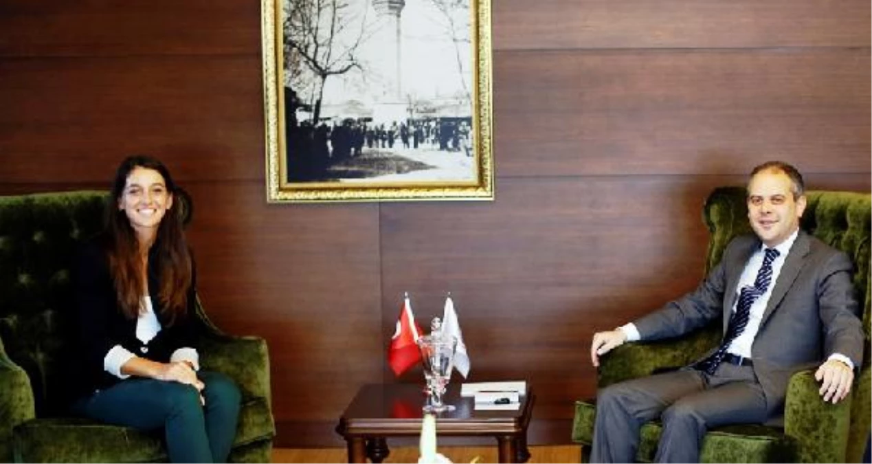 Spor Bakanı Kılıç, İpek Soylu ve Jil Belen Teichmann\'ı Kabul Etti
