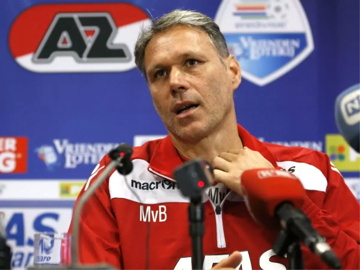 Van Basten\'e Sağlık Engeli