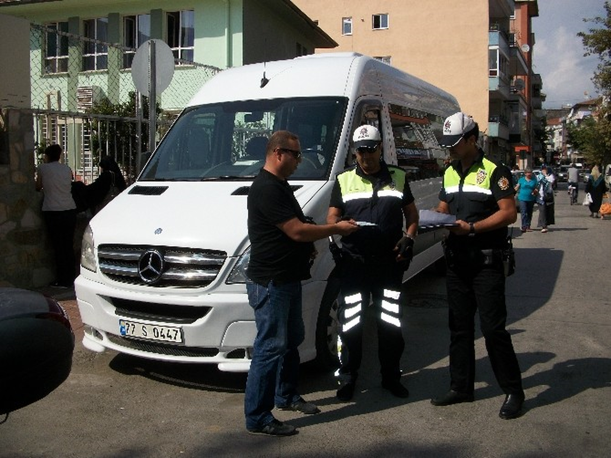 Yalova\'da Okul Servislerine Sıkı Denetim