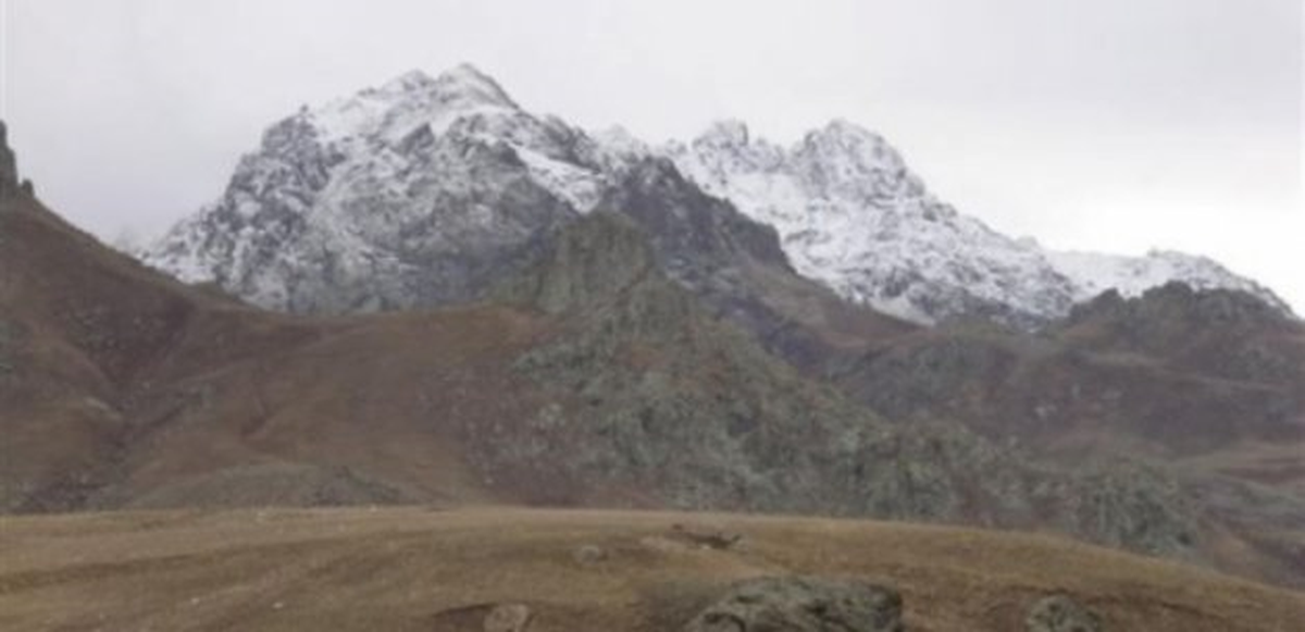 Ağrı Dağı\'na Mevsimin İlk Karı Düştü