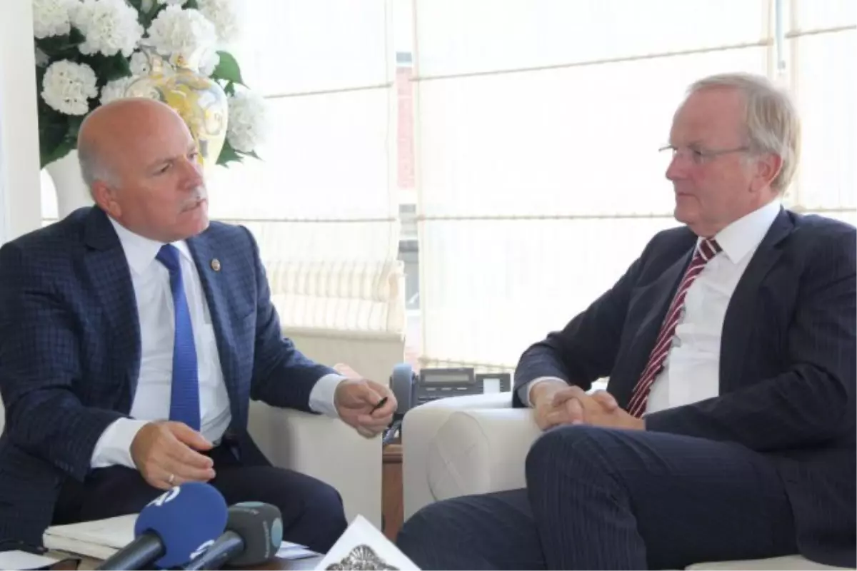 Almanya Büyükelçisi Pohl'dan Başkan Sekmen'e Ziyaret