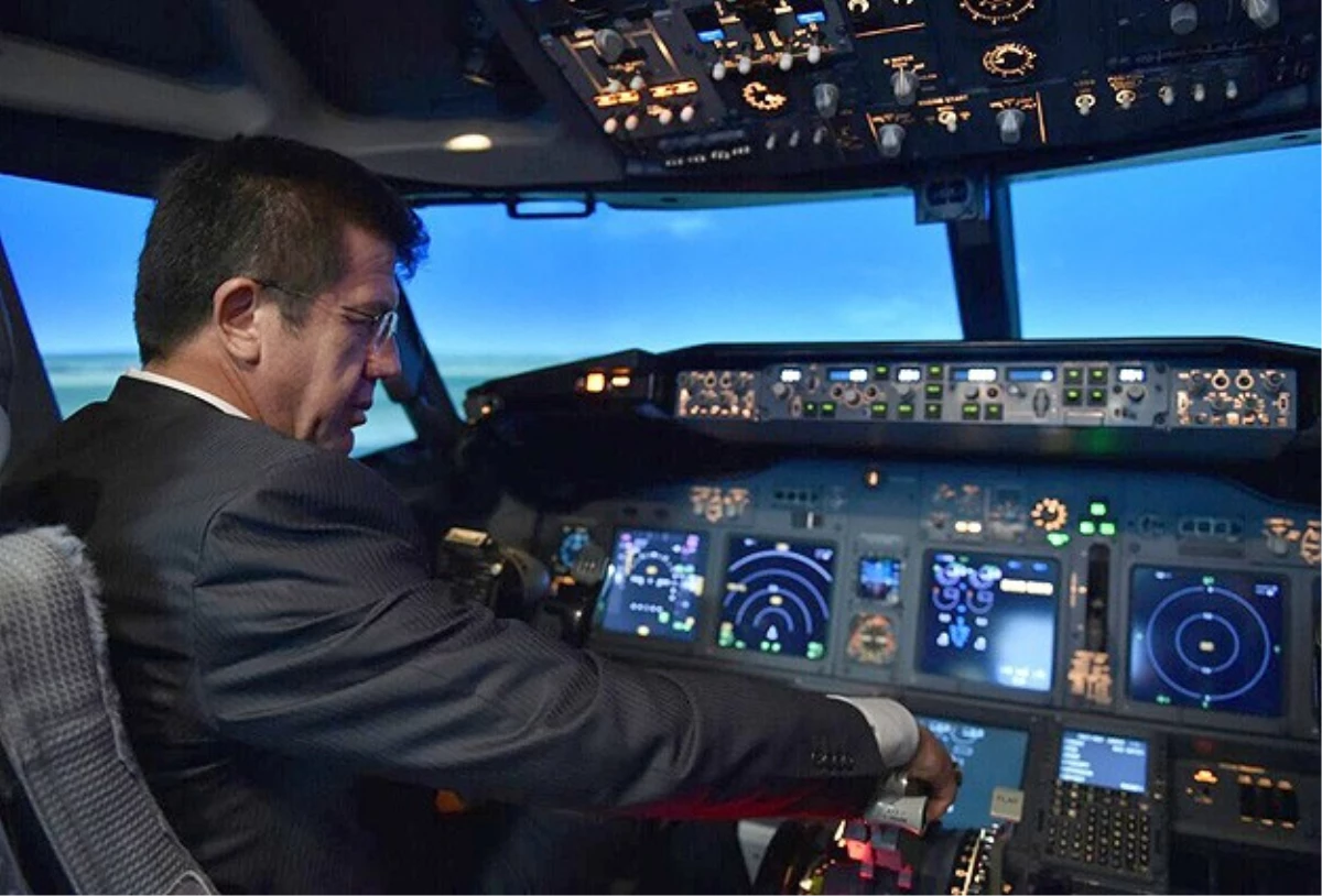 Bakan Zeybekci, Boeing 737 ile Simülasyon Uçuşu Gerçekleştirdi Açıklaması