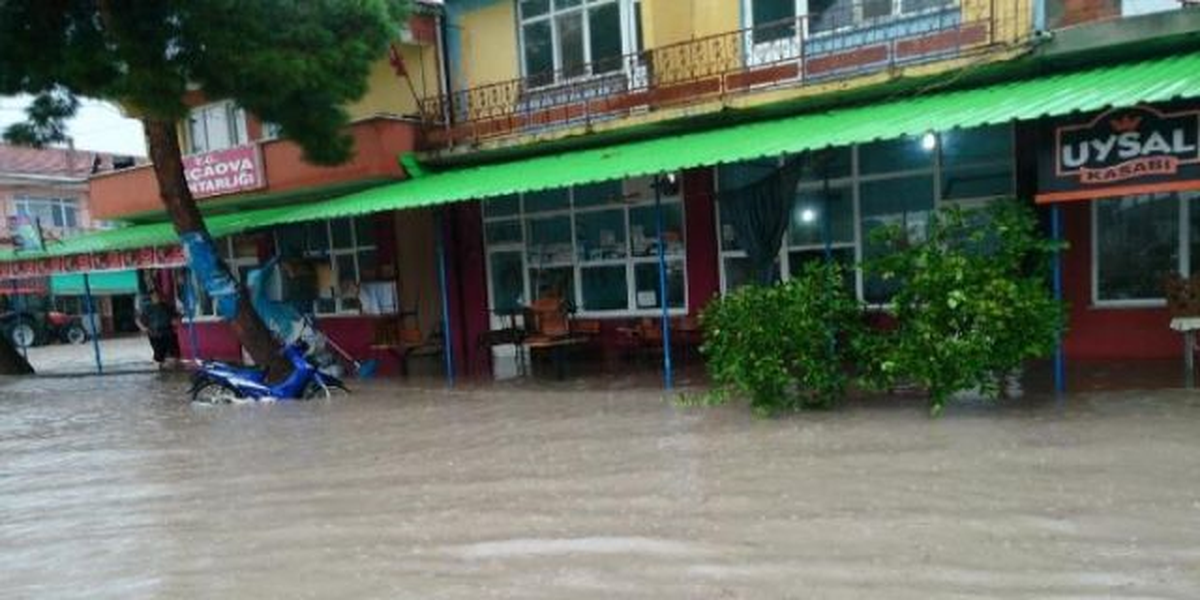Balıkesir\'de Şiddetli Yağış