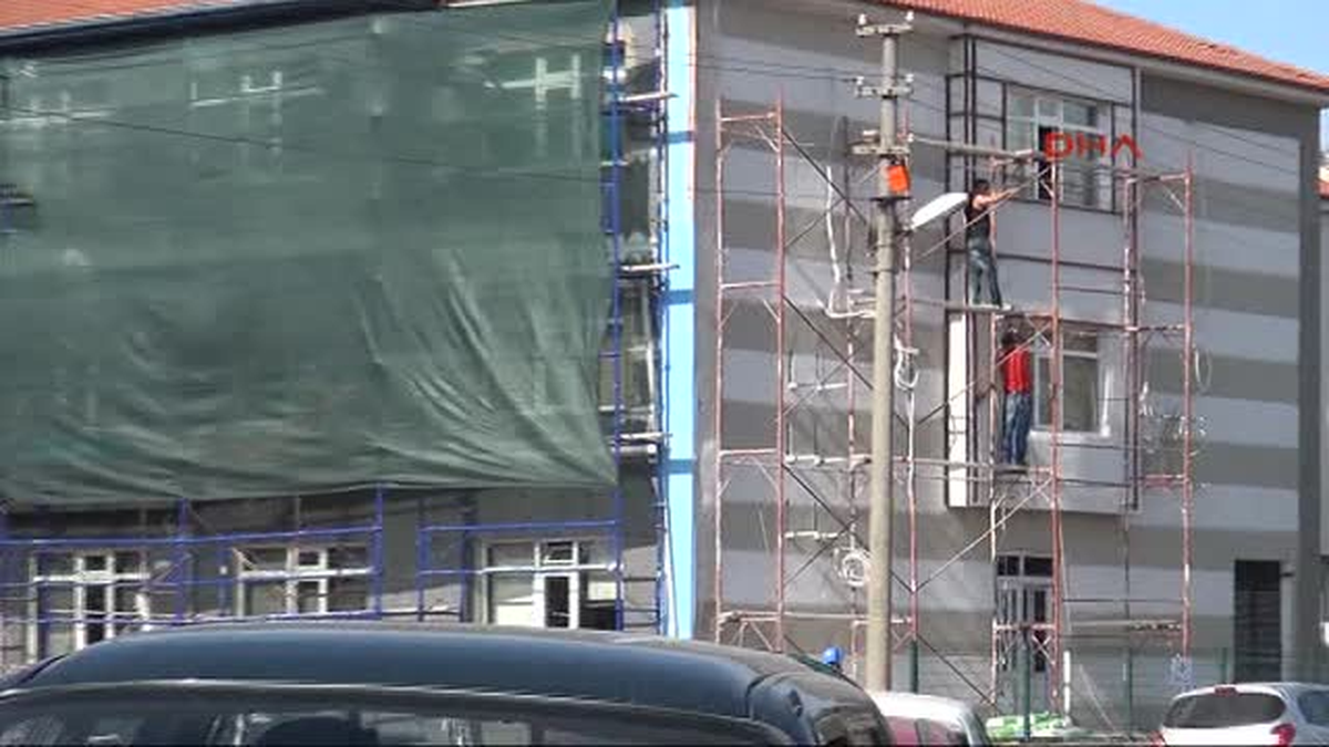 Çevre ve Şehircilik Müdürlüğü\'nde Baretsiz, Kemersiz Çalışma