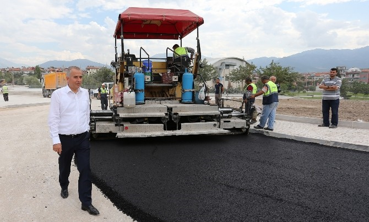 Denizli\'de Yol Çalışmaları Devam Ediyor