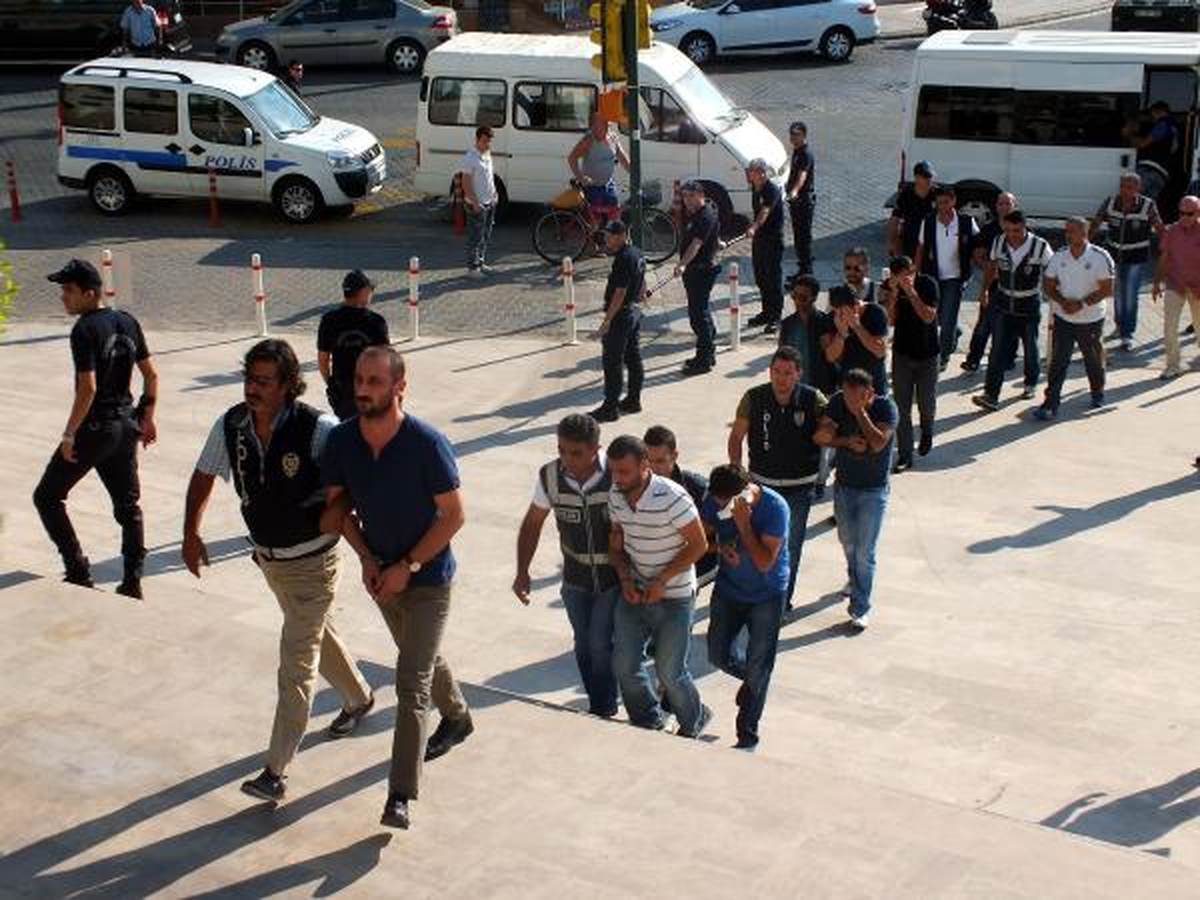 Disko Cinayetinde Gözaltına Alınanlar Adliyede