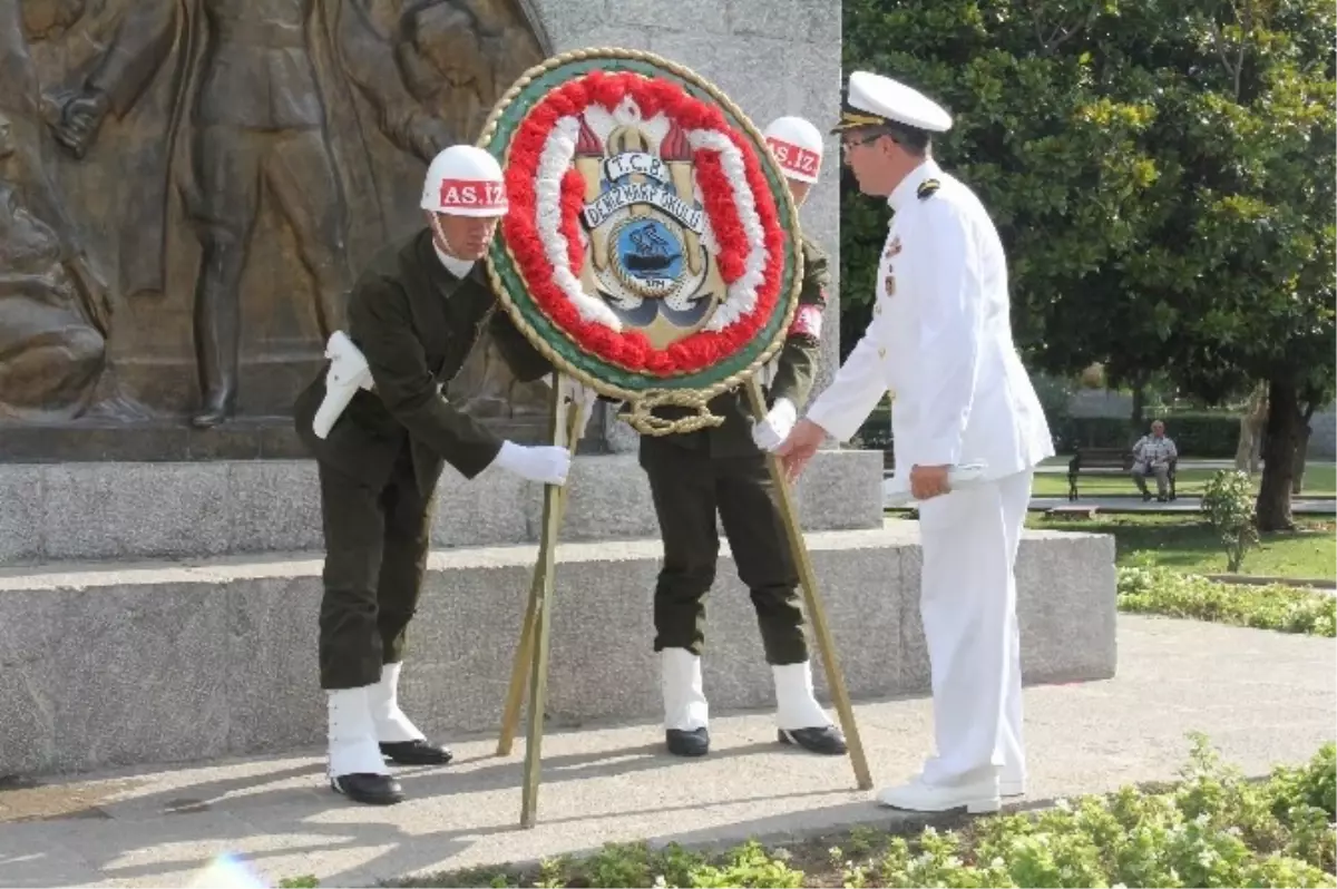 Donanmanın Okul Gemisi Samsun\'da