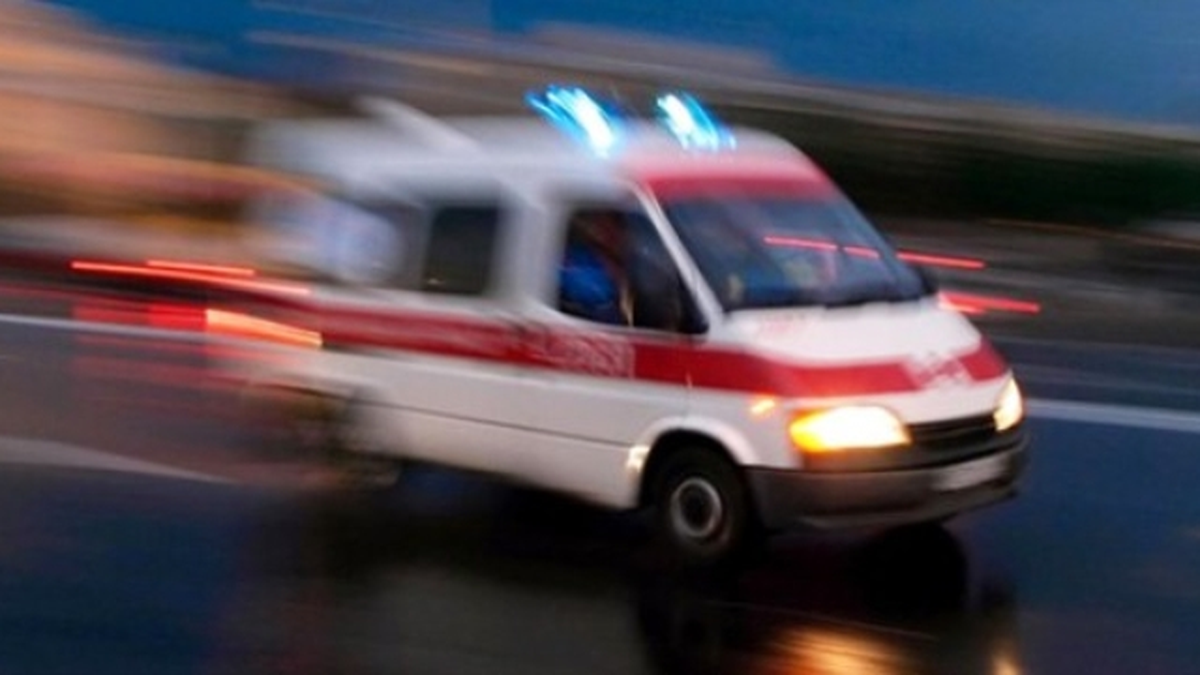 Düzce\'de İki Otomobil Çarpıştı: 7 Yaralı