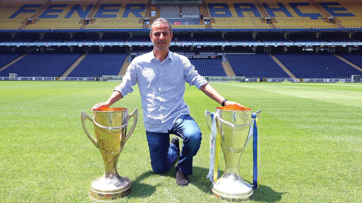 Fenerbahçe\'de İsmail Kartal\'ın Alternatifi Hazır